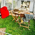 Bubble La Maghianisa فندق مبيت وإفطار 3*