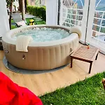 Bubble La Maghianisa فندق مبيت وإفطار