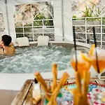 Bubble La Maghianisa فندق مبيت وإفطار 3*