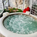 Bubble La Maghianisa فندق مبيت وإفطار Saracena