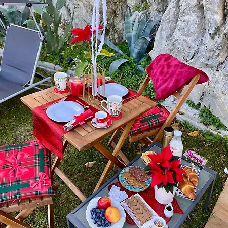 Bubble La Maghianisa לינה וארוחת בוקר 3*