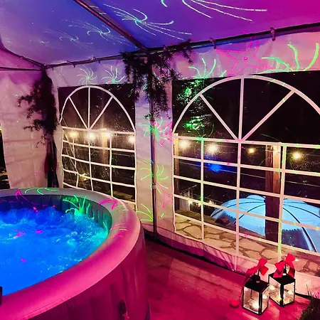 Bubble La Maghianisa לינה וארוחת בוקר 3*